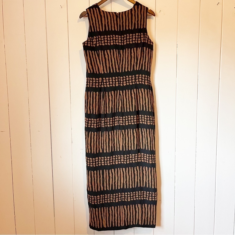 Patrick Collection Black and Rust Patterned Maxi Dress. Size 10. - Picture 10 of 10